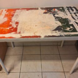 Table bricolage