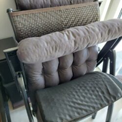 2 fauteuils avec coussins pour jardins